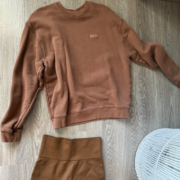 SET Active Tops - Set Active Sweatshirt only!!